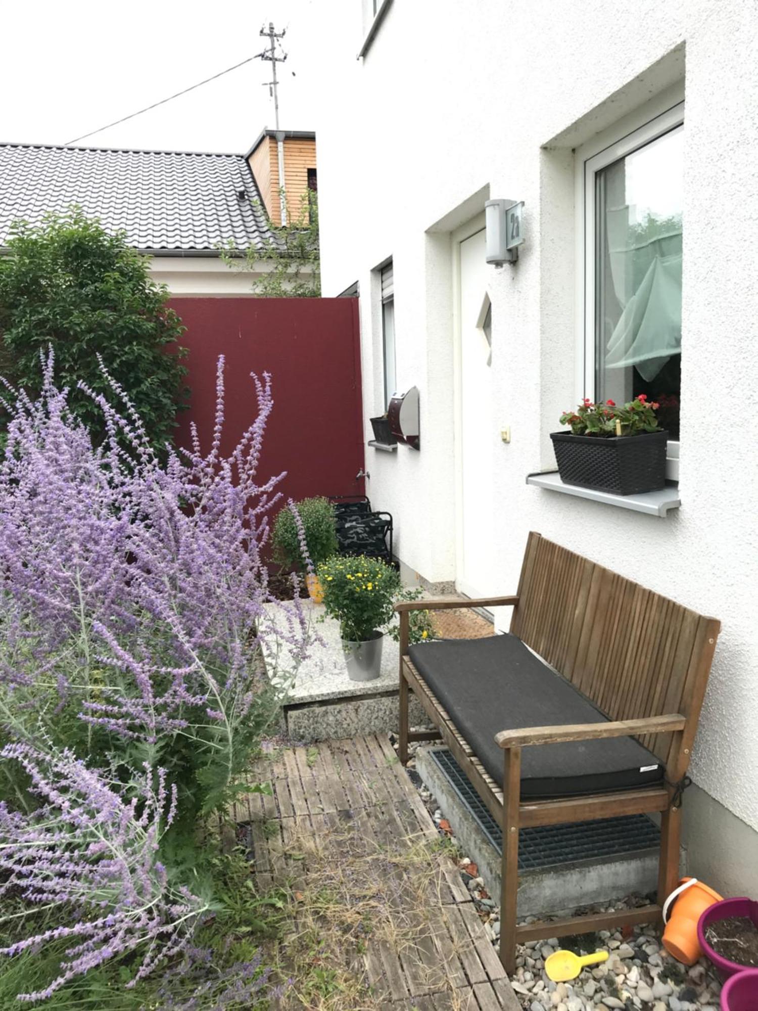 House With Castle View & Art Apartment Guenzburg Luaran gambar